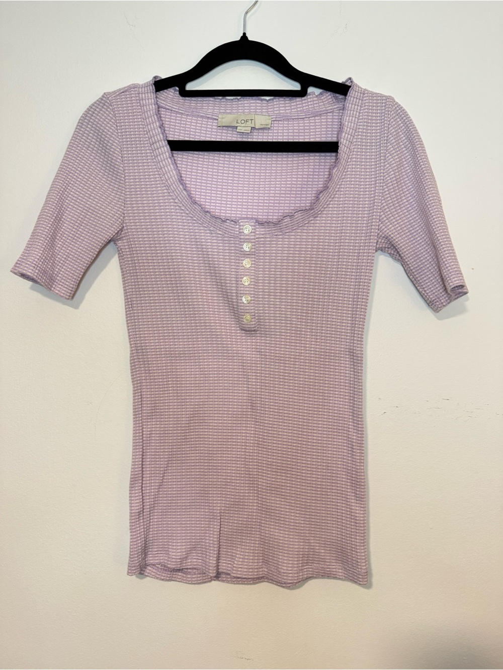 LOFT Lilac Ribbed Scoop-Neck Henley Short Sleeve Top